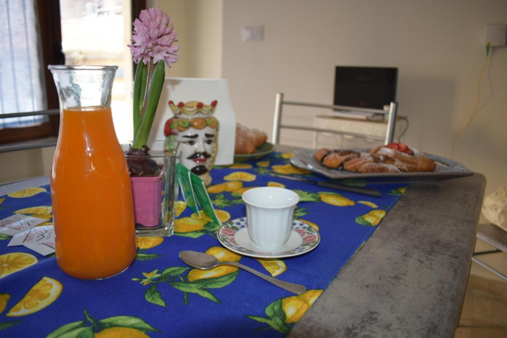 Apartament La Casa Di Gus Palermo Zewnętrze zdjęcie